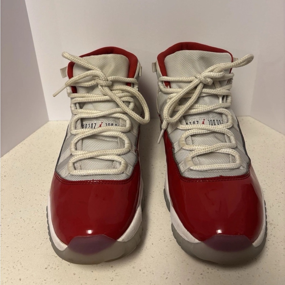 Men’s Vintage Air Jordan 11 High Cherry Size 9